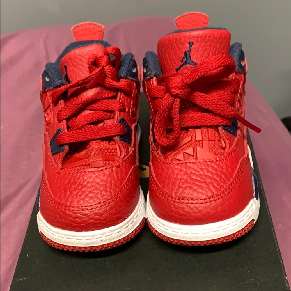 Fiba Jordan 4 , 9/10 condition